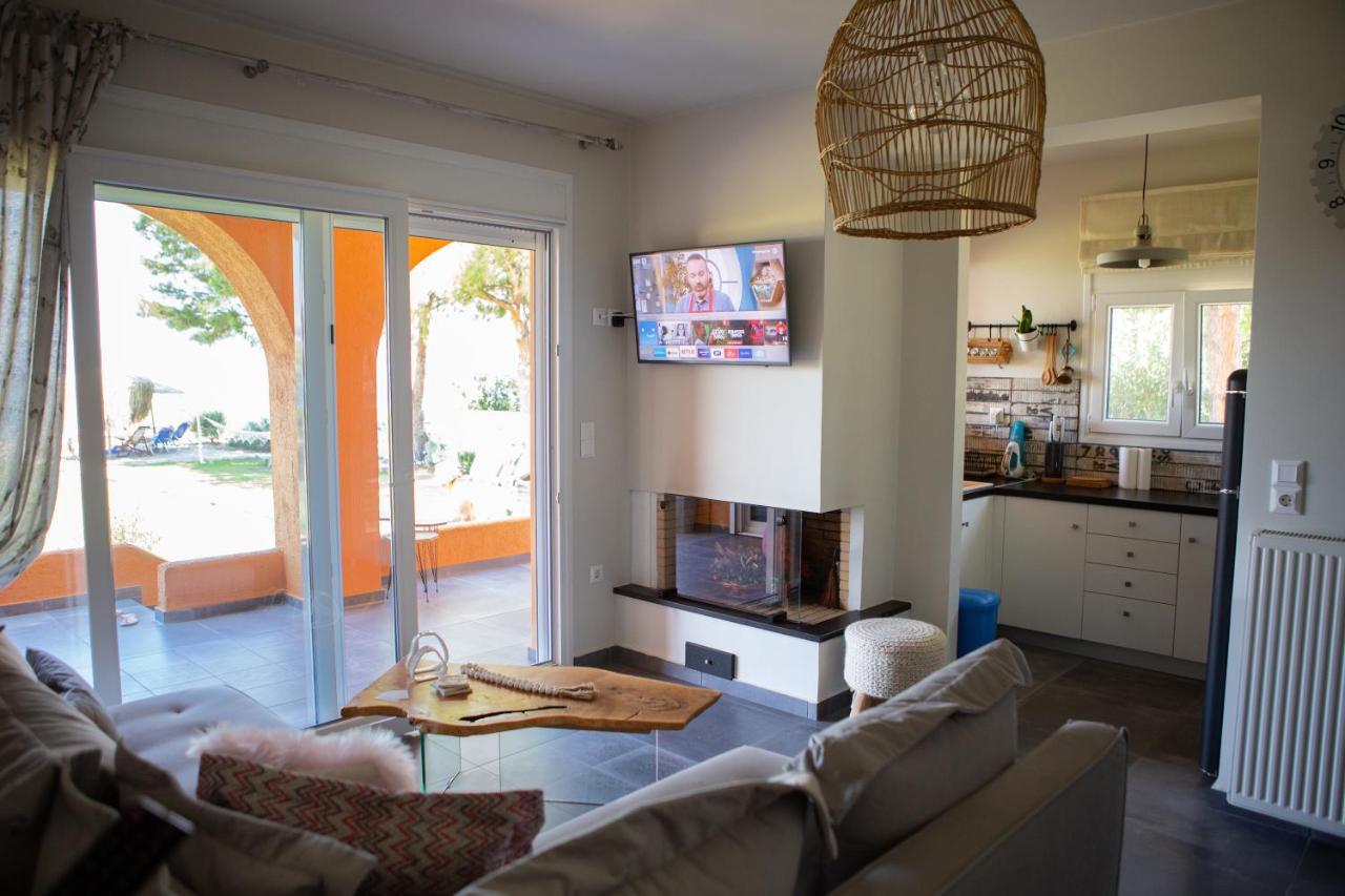 Pampas Seafront Villa, 6 Bedrooms, North Evvoia Kanatádhika Eksteriør bilde